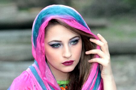 Oriental blue eyes coloring