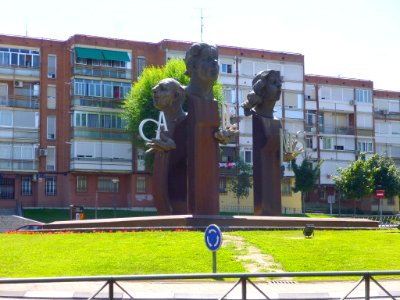 Leganés - Fuente de LE-GA-NÉS, de Juan Bordes, 1997 (2)