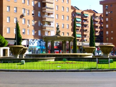 Leganés - Barrio El Carrascal - Rotonda Fuente de Grecia 2