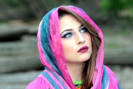 Oriental blue eyes coloring