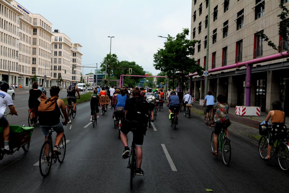 LeaveNoOneBehind protest Berlin 2020-06-13 12
