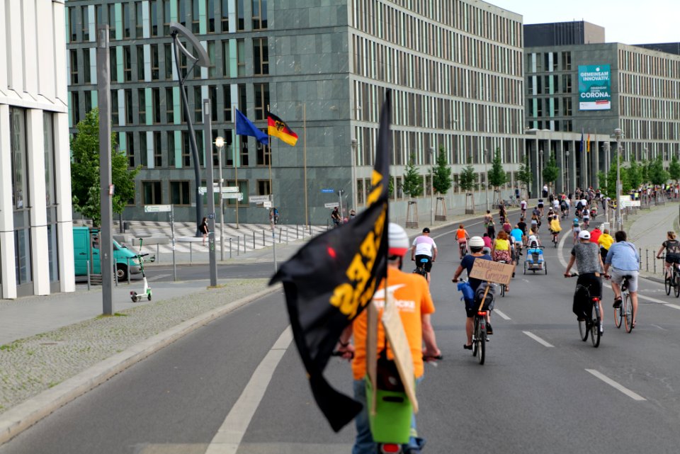 LeaveNoOneBehind protest Berlin 2020-06-13 56