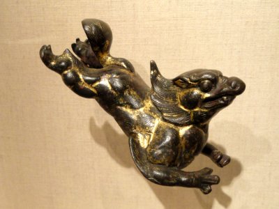 Leaping lion (ornamental fitting), Tang dynasty, 7th-8th century, gilt bronze - Arthur M. Sackler Gallery - DSC05951