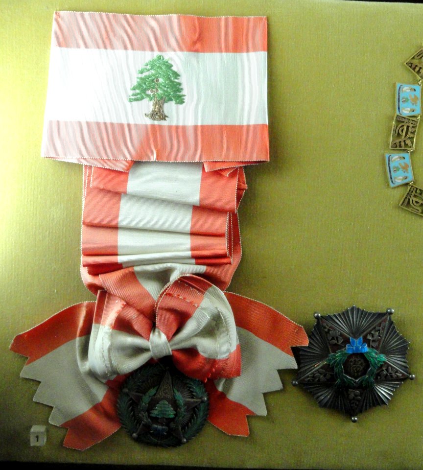 Lebanese order of Merit extraordinary grade (Lebanon) - Memorial JK - Brasilia - DSC00376
