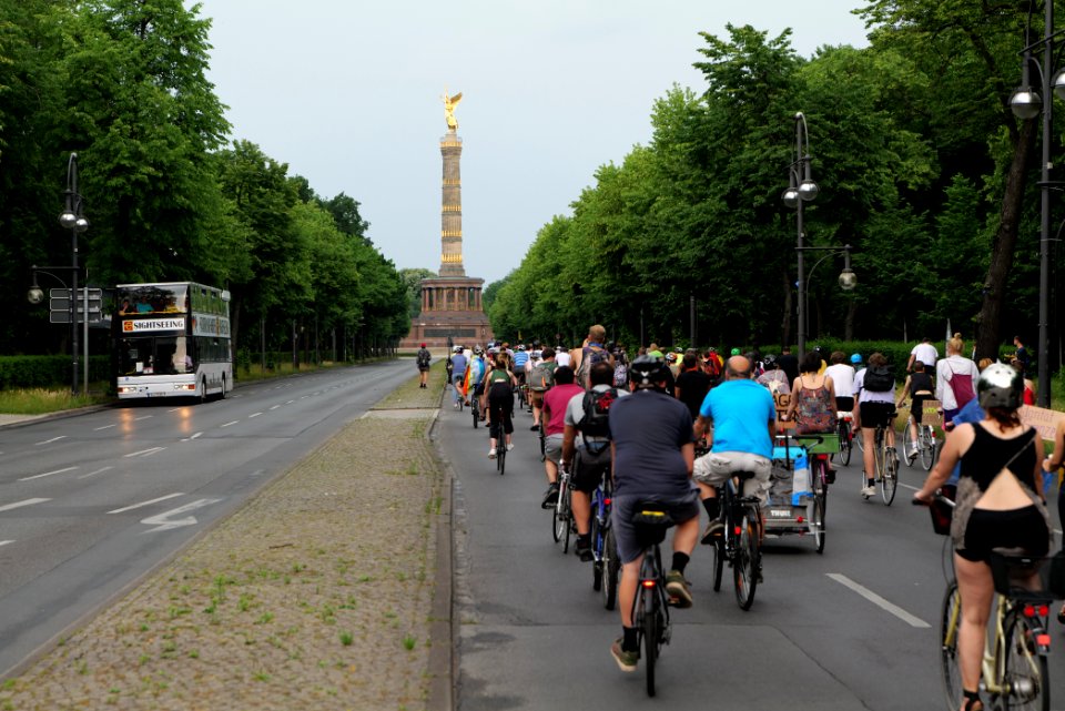 LeaveNoOneBehind protest Berlin 2020-06-13 32