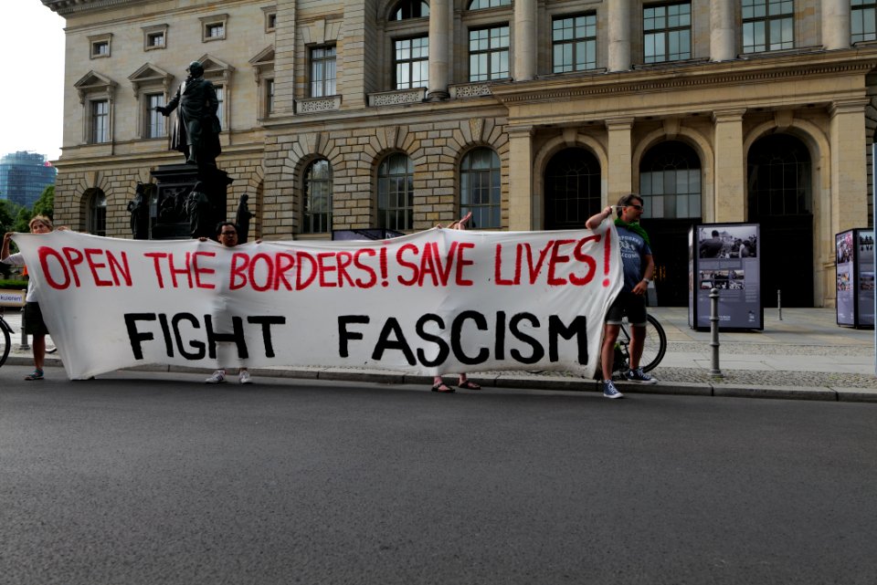 LeaveNoOneBehind protest Berlin 2020-06-13 87