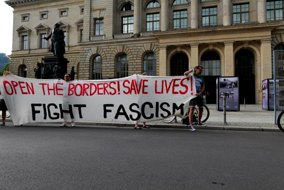 LeaveNoOneBehind protest Berlin 2020-06-13 86