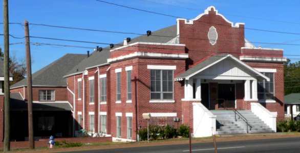Leesville, LA, First United Methodist from SE 1