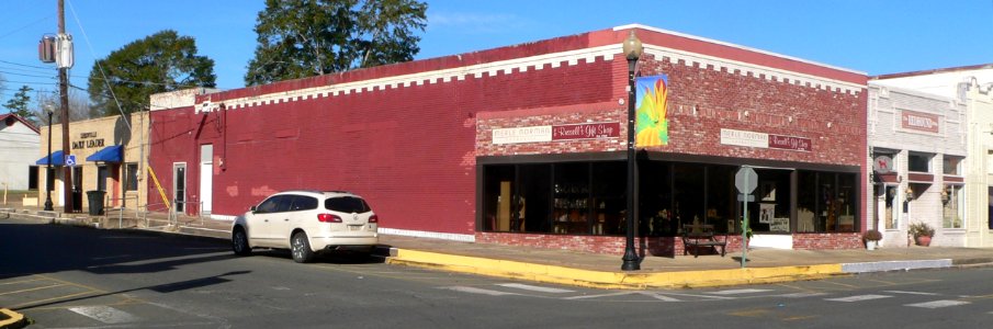 Leesville, LA, 3rd St x Texas St, NW corner