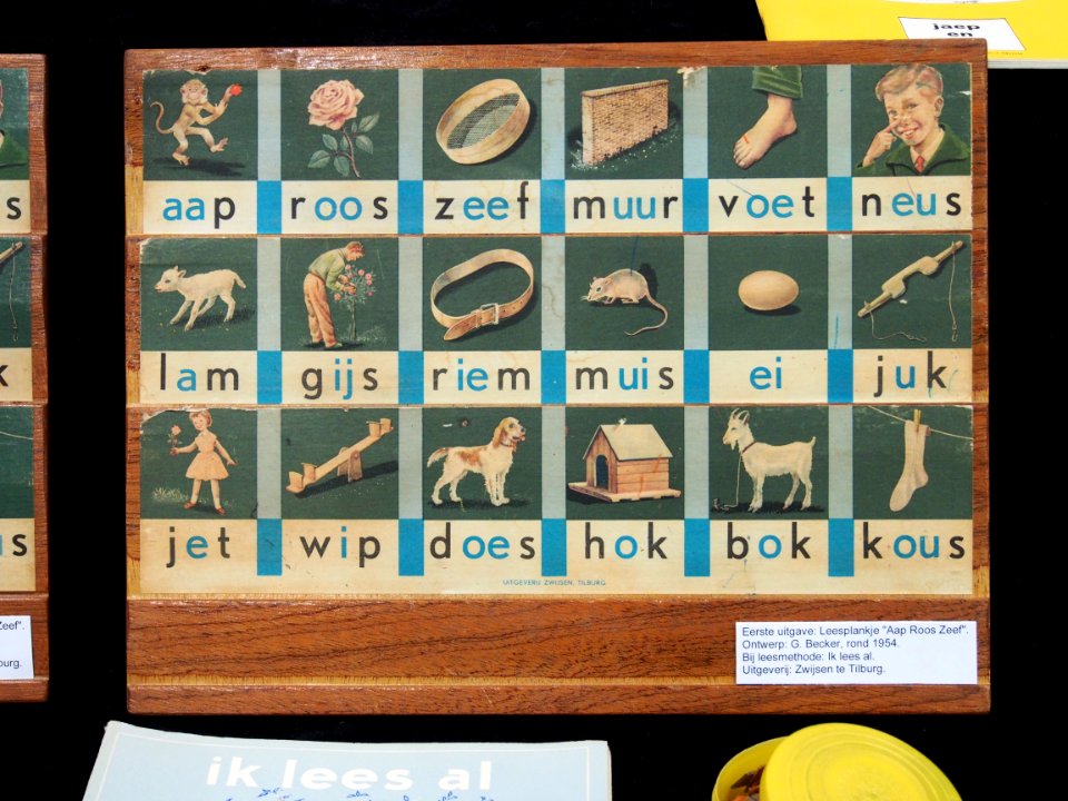 Leesplankje Aap Roos Zeef, G Becker, rond 1954