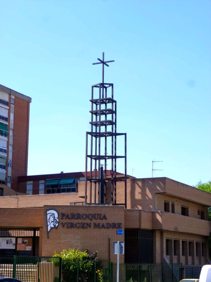 Leganés - Barrio de Zarzaquemada - Parroquia de la Virgen Madre 1