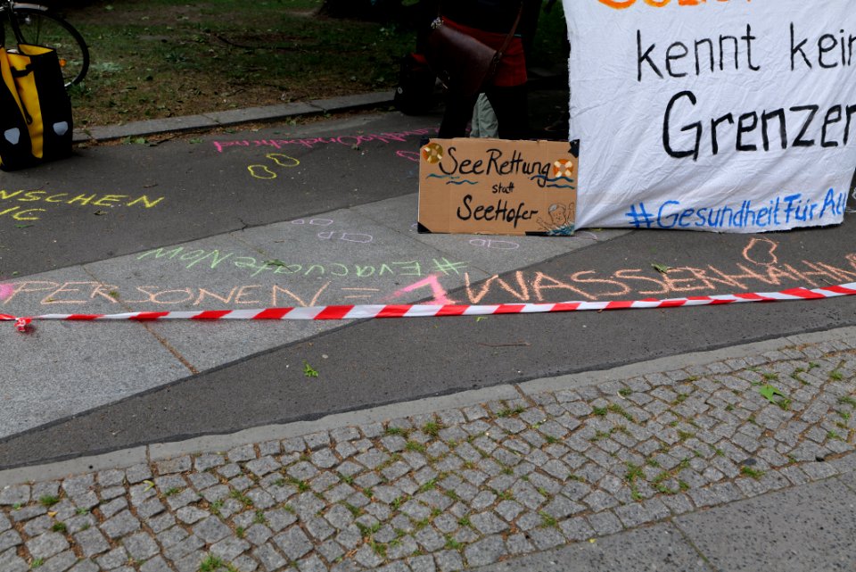 LeaveNoOneBehind protest Berlin 2020-05-24 96