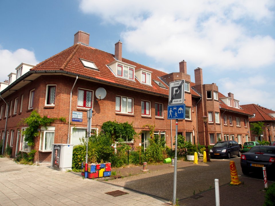 Leeuwerikstraat hoek Havikslaan pic6