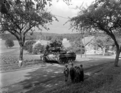 Legermanoeuvres West Duitsland , tweede zending aangetast, Bestanddeelnr 906-7415