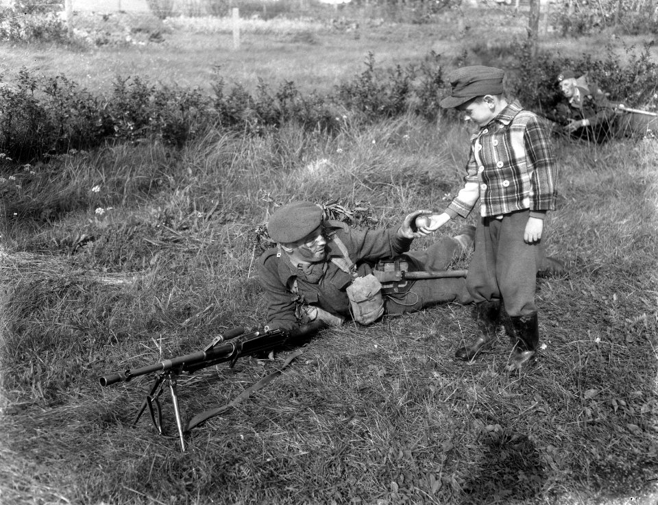 Legermanoeuvres West Duitsland , tweede zending, Bestanddeelnr 906-7404