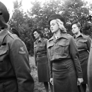 Leger, opleidingen, militairen, vrouwen, Bestanddeelnr 900-6725