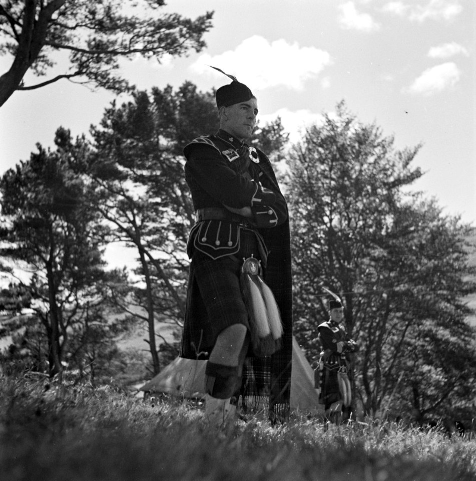 Legerplaats van de highlanders tijdens de Highland Games, een negentiende eeuwse, Bestanddeelnr 254-2838