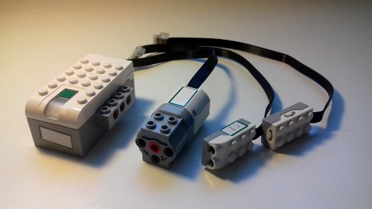 Lego WeDo 2.0 Motor and Sensors
