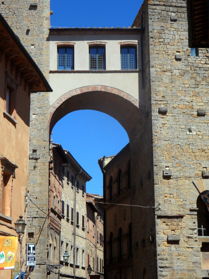 Medieval architecture tuscany