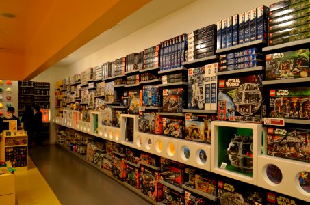 LEGOStoreFairviewMall