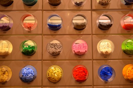 LEGOStoreFairviewMall11