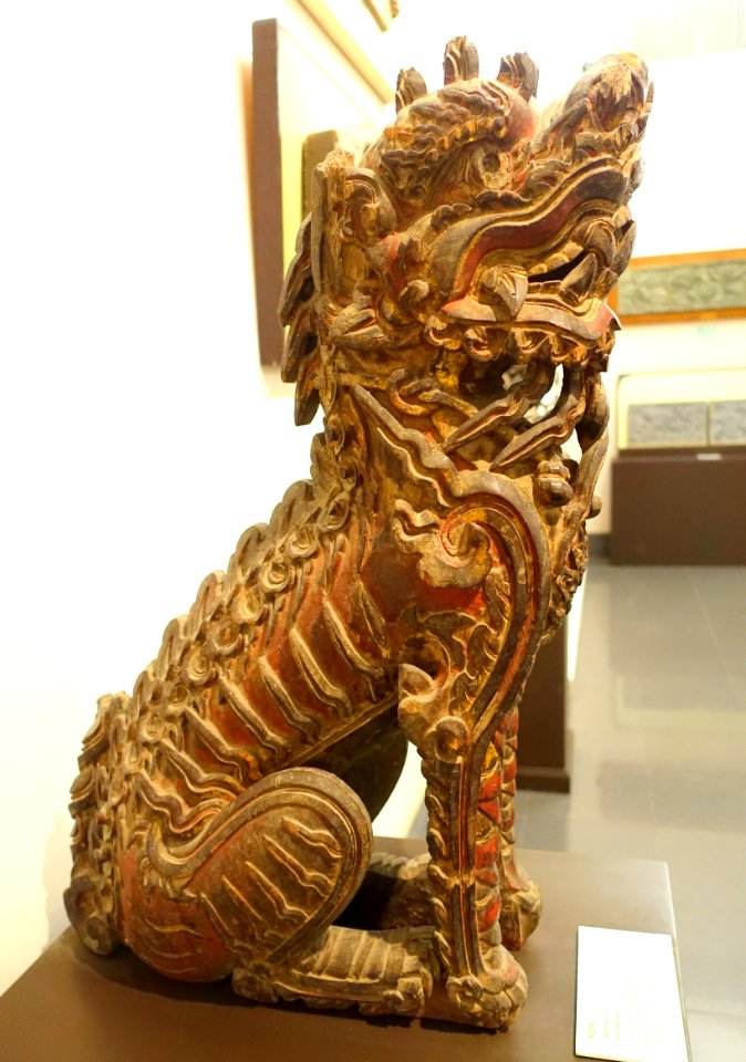Legendary lion (Nghe), Lau Thuong Communale house, Phu Tho province, 17th century AD, wood - Vietnam National Museum of Fine Arts - Hanoi, Vietnam - DSC04934