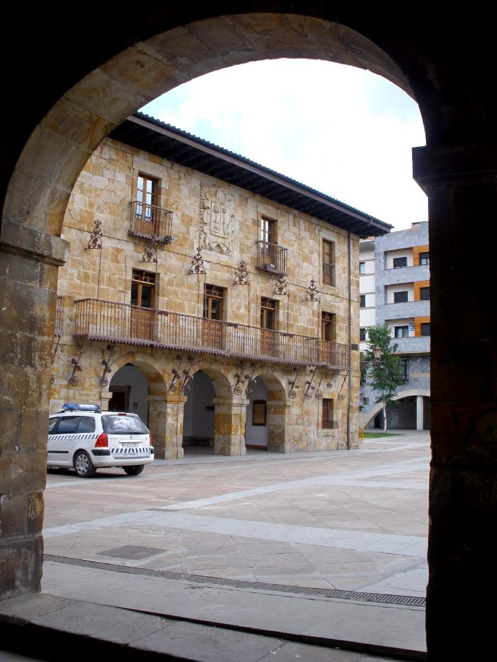 Legazpi - Ayuntamiento 4