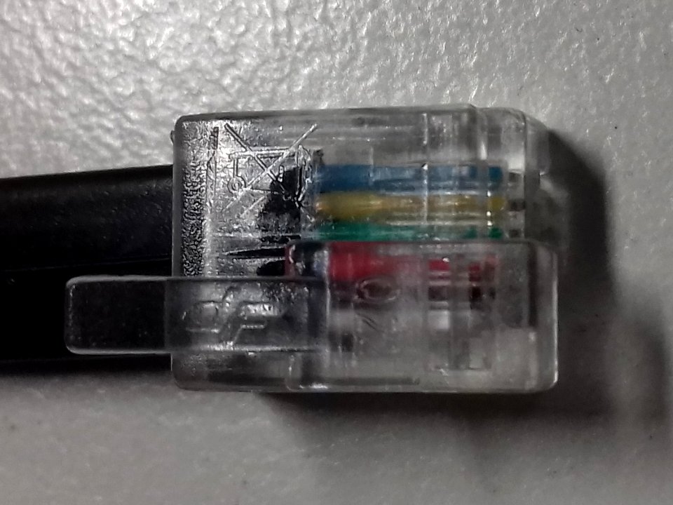 LEGO RJ12 off-center (1)