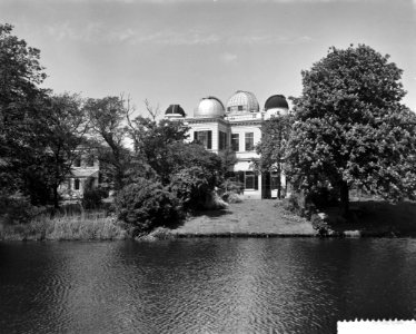 Leidse Sterrenwacht bestaat 12 mei a.s. 100 jaar. Exterieur Sterrenwacht, Bestanddeelnr 912-4531