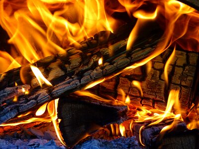 Flame wood burn
