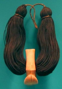 Lei Niho Palaoa (Neck Ornament), 19th century, Carved sperm whale tooth, braided human hair, olona cordage photo
