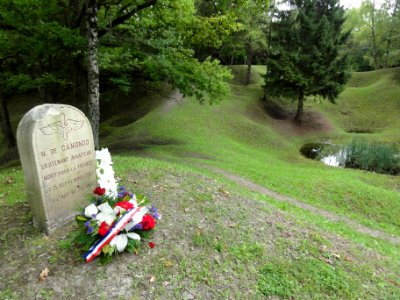 Leintrey (M-et-M) Mémorial les entonnoirs (03)