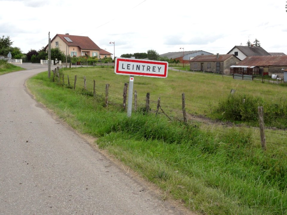 Leintrey (M-et-M) city limit sign