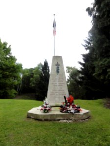 Leintrey (M-et-M) Mémorial les entonnoirs (01)