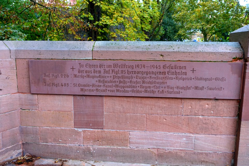 Leibgardistendenkmal World War II memorial - Darmstadt, Germany - DSC09931