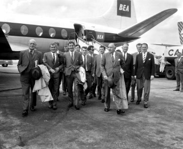 Leicester City op Schiphol gearriveerd om hier enkele wedstrijden te spelen, Bestanddeelnr 915-4474