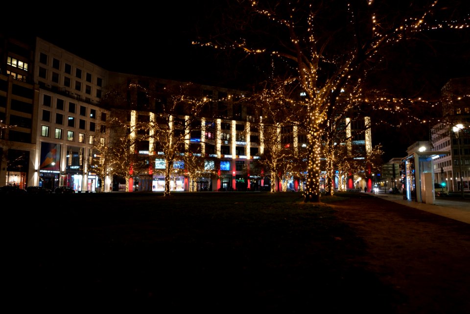 Leipziger Platz Berlin-Mitte at night 2021-01-17 04