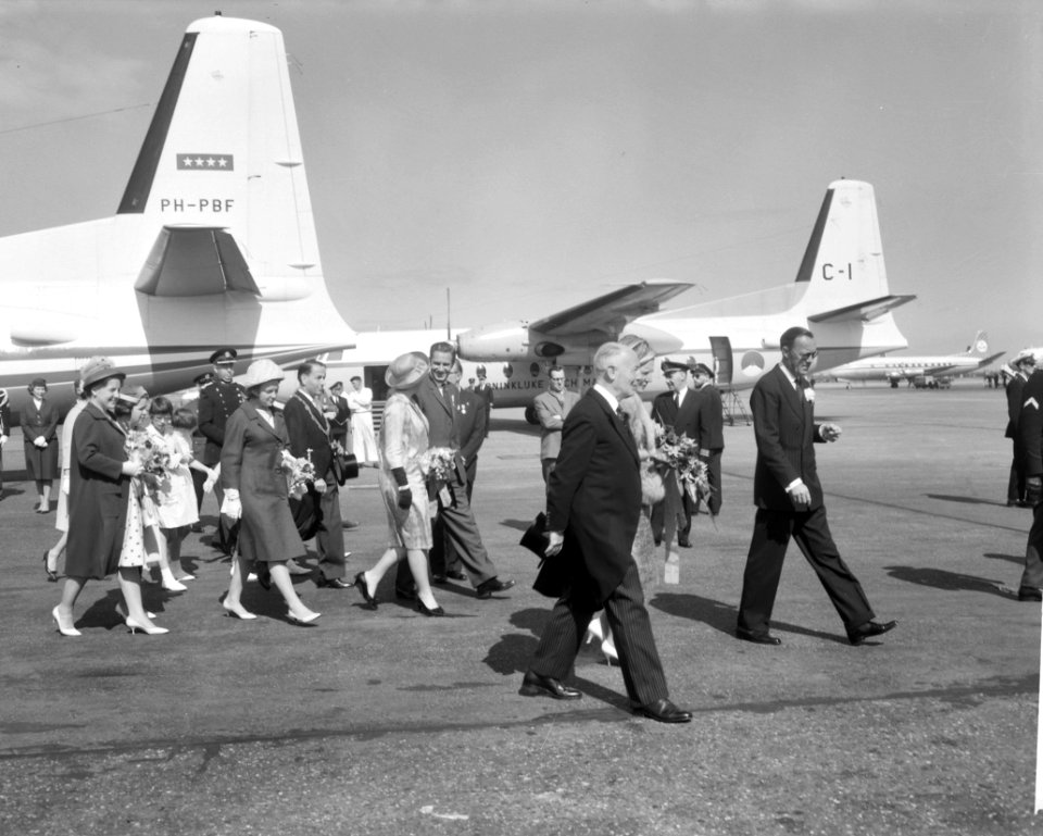Laatste dag elfstedentocht (aankomst op Schiphol), Bestanddeelnr 913-9041