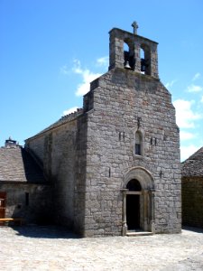La Garde-Guérin, église, façade et clocher-mur
