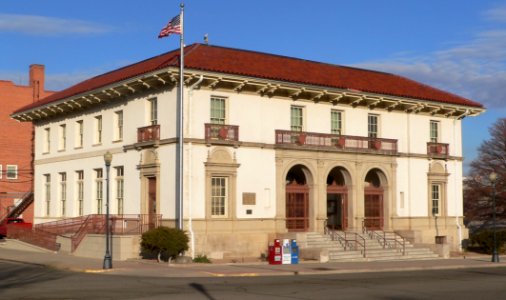 La Junta, Colorado post office from SE 1