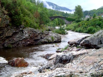 La Mimente (Lozère) à la sortie de Florac photo