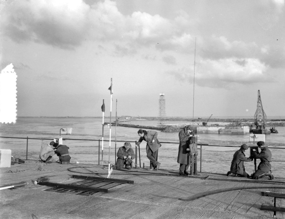 Laatste sluitwerkzaamheden Ouwerkerk ( Schouwen Duiveland) diverse werkzaamheden, Bestanddeelnr 906-0817