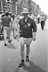 Laatste dag Vierdaagse Nijmegen, intocht in Nijmegen, Bestanddeelnr 925-7578