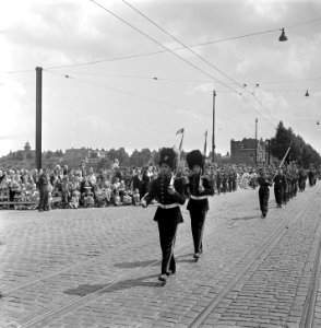 Laatste dag Vierdaagse Nijmegen. Belgische Grenadiers, Bestanddeelnr 905-8526