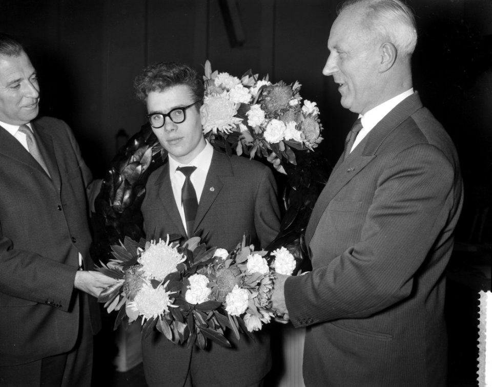 Laatste ronde dammen in het concertgebouw te Haarlem, Bestanddeelnr 911-7643