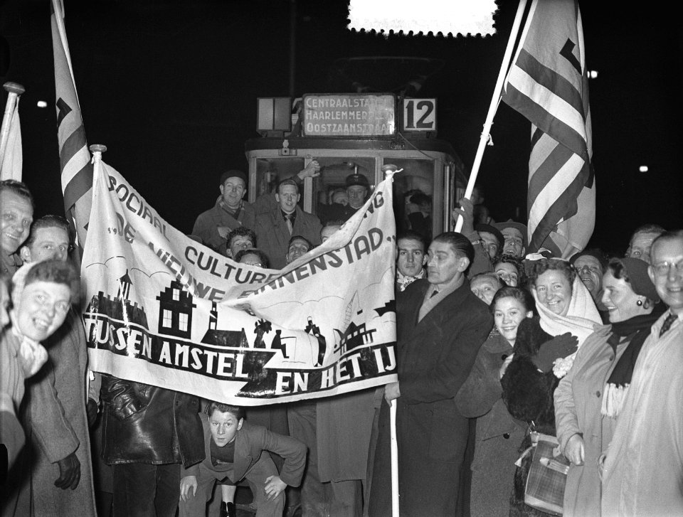 Laatste rit van tramlijn 12 (Amsterdam) van CS, Bestanddeelnr 906-9504