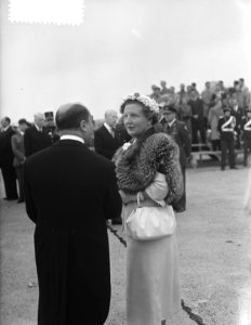 Laatste dag staatsbezoek Franse president Coty aan Nederland. Vertrek en afschei, Bestanddeelnr 906-6214