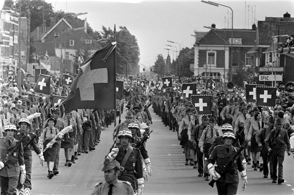 Laatste dag Vierdaagse van Nijmegen, Bestanddeelnr 923-6996