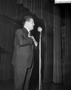 Laatste optreden van Willy Alberti voor zijn vertek naar Amerika, Bestanddeelnr 910-8721