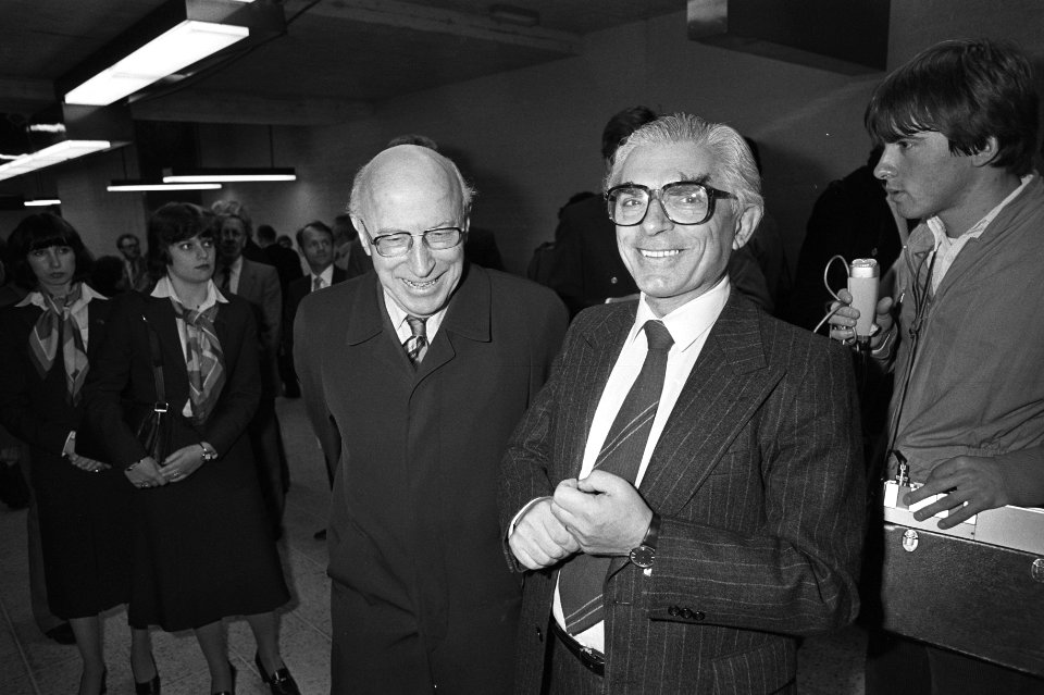 Laatste traject van metro in Amsterdam officieel geopend, Burgemeester Polak (r), Bestanddeelnr 931-0755